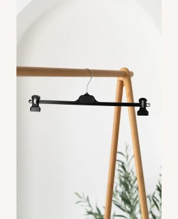 Plastové ramínko PD s klipy – na kalhoty a sukně (23–46 cm)