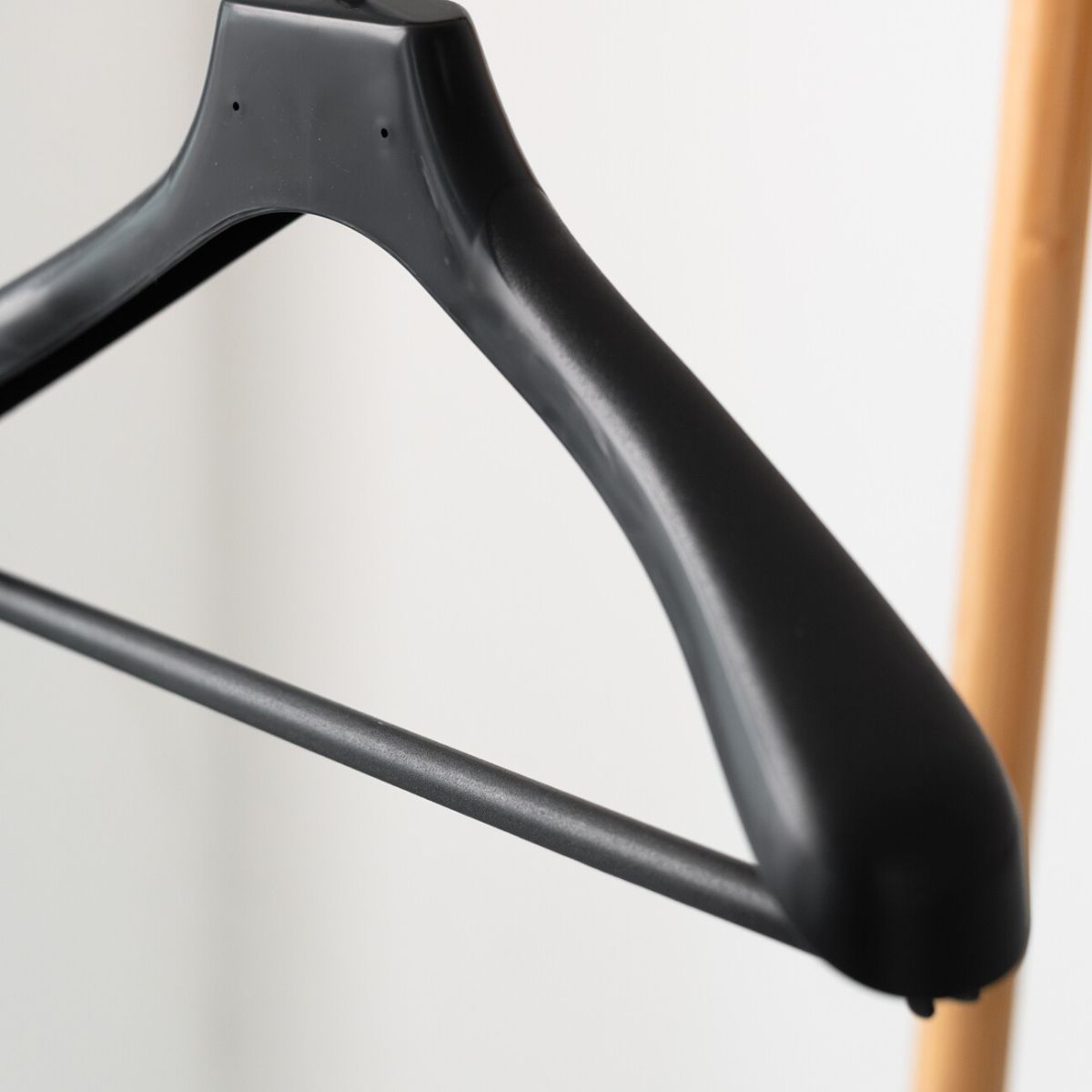 Příčka na ramínku